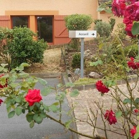 Mondhotel Chelles Екстериор снимка