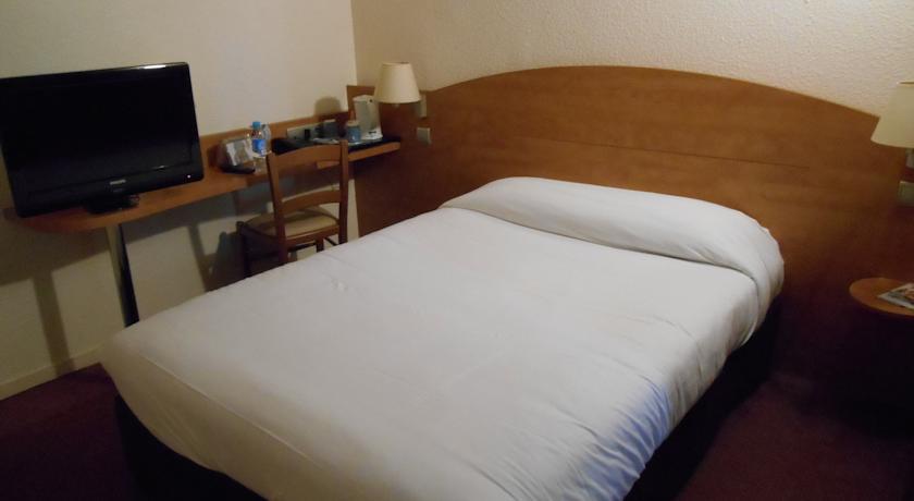 Mondhotel Chelles Стая снимка